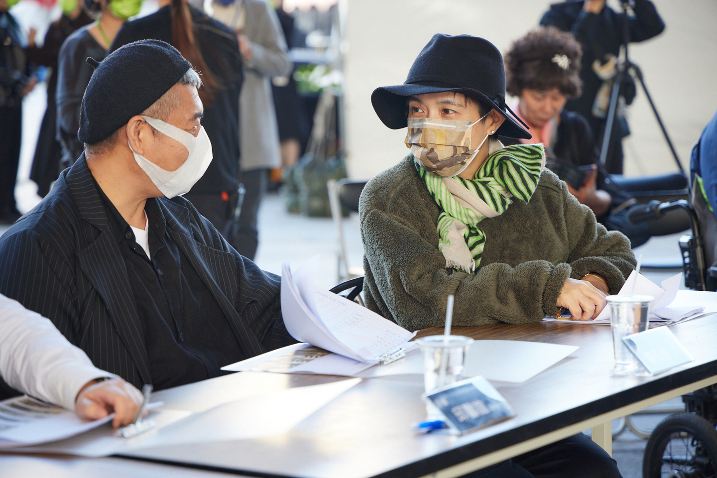 評審（左至右）賴弘修造型師、施堉霖設計師